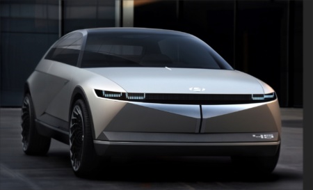 Hyundai случайно опубликовал характеристики будущего электромобиля IONIQ 5 — мощность 230 кВт, разгон до сотни за 5 сек и запас хода 450 км