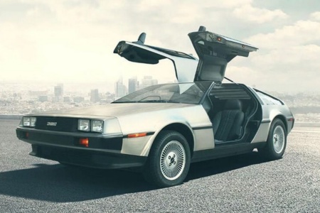 DeLorean намекнула на возможное возвращение культовой «машины времени» в виде электромобиля