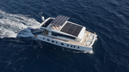 Volkswagen совместно с Silent Yachts разработает электрическую яхту на платформе VW MEB c солнечными панелями и дизайном от Cupra