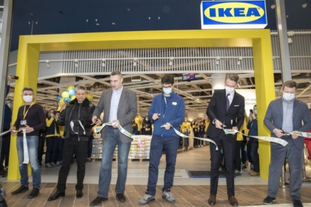 Віталій Кличко взяв участь у відкритті першого в Україні магазину IKEA [фотогалерея]