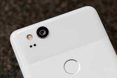 Владельцы старых смартфонов Pixel жалуются на сбои в работе камеры