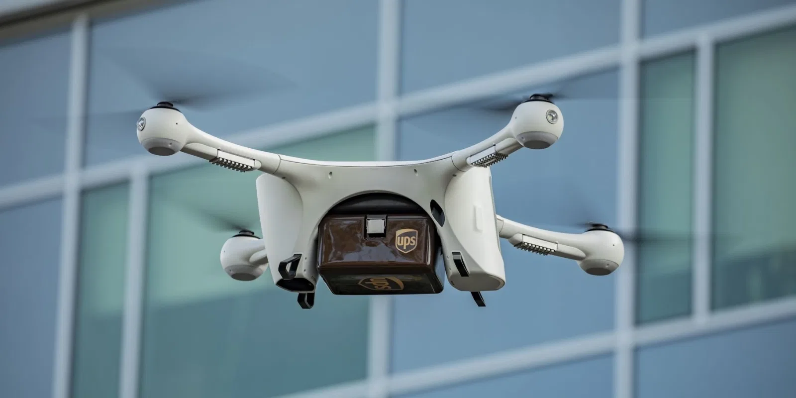 Эко-доставка будущего: электрокары, дроны и роботы