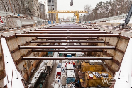 Київський метрополітен: Будівництво метро на Виноградар триває, інформація про зупинку процесу недостовірна