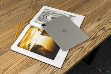 Фото макетов iPad mini 6 и новых iPad Pro с предполагаемым финальным дизайном устройств — они не отличаются от актуальных моделей