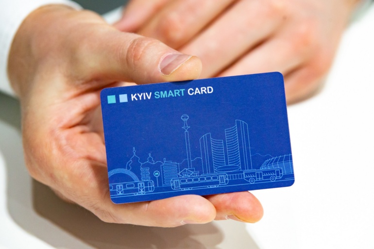 Сервіс «Київ Цифровий» випускає нові транспортні карти (Kyiv Smart Card продовжать працювати та не виходитимуть з обігу)