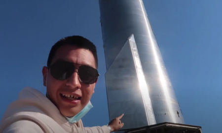Видеоблогер тайком пробрался на Звездную базу SpaceX, где собираются и проходят испытания Starship