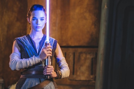 Disney показала «настоящий» световой меч из «Звёздных войн»
