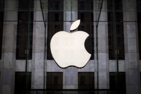 Суд оправдал главу службы безопасности Apple по обвинению в подкупе полицейских планшетами iPad