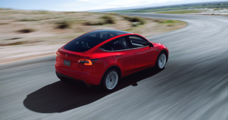 Финансовый отчет Tesla: первая прибыль без экологических кредитов и неизменные планы по запуску новых заводов в этом году
