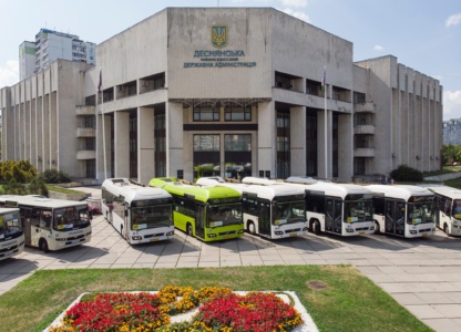У Києві презентували «маршрутку по-київськи», кілька десятків автобусів нового зразка вже виїхали на столичні дороги (перелік маршрутів)