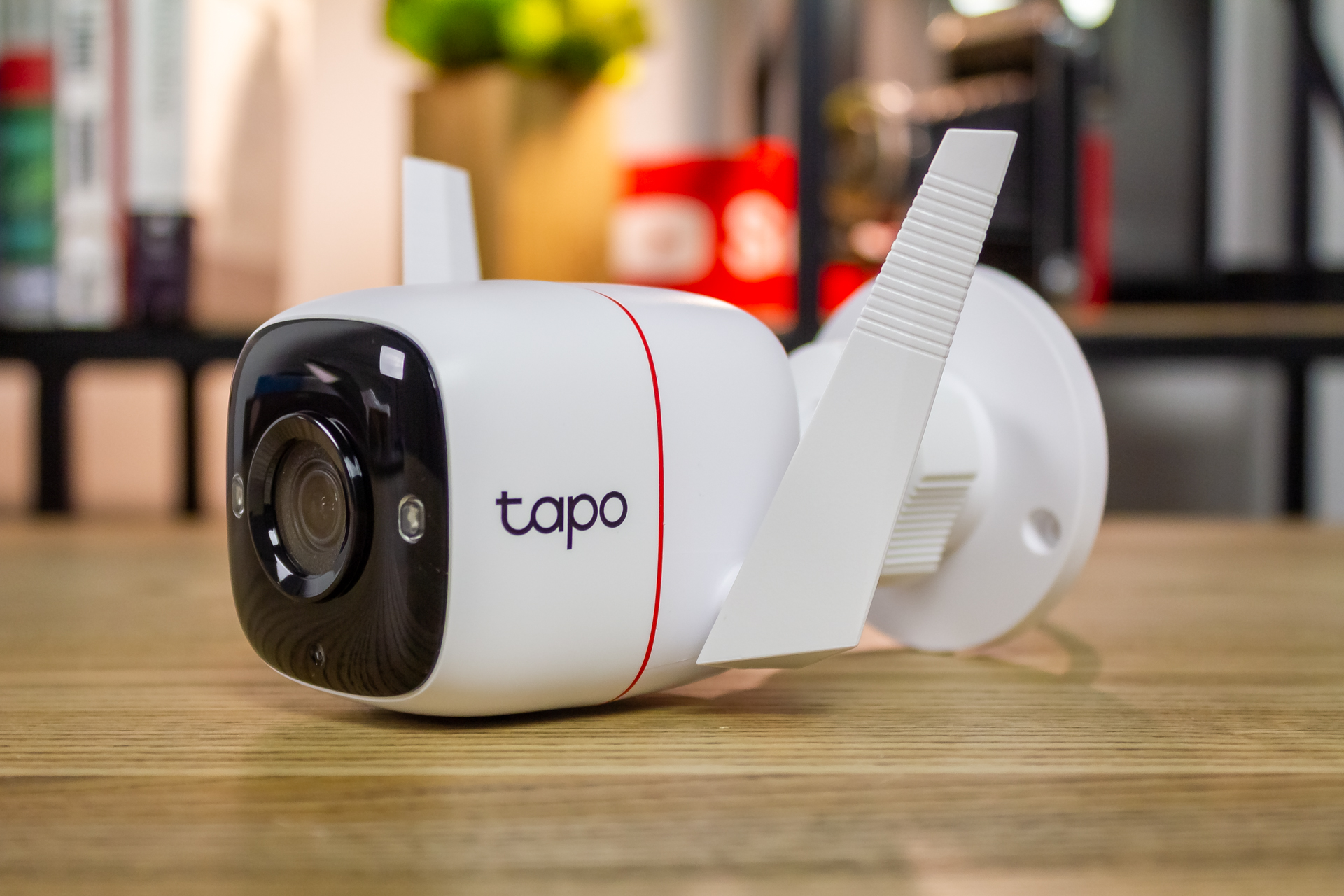 Беспроводная камера наружного наблюдения TP-Link Tapo C310