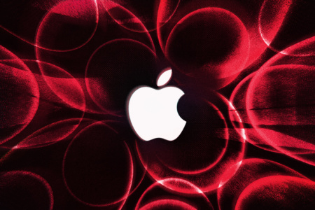 Apple уволила топ-менеджера Эшли Йовик — якобы за утечку информации (ранее она жаловалась на домогательства)