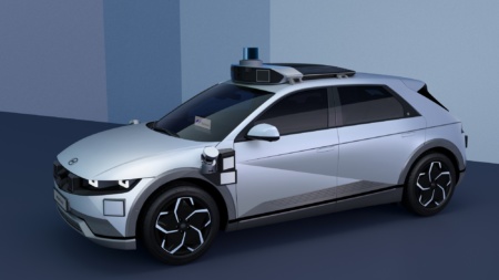 Motional и Hyundai представили автономное «роботакси» на основе электрокроссовера Ioniq 5, его коммерческое использование начнется с 2023 года