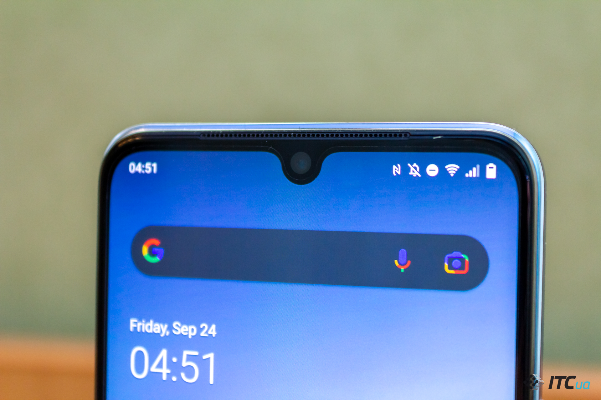 Обзор смартфона vivo V21