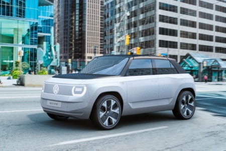 Volkswagen представил концепт электрокроссовера VW ID. LIFE с мощностью 234 л.с., батареей 57 кВтч и запасом хода 400 км (серийная версия выйдет в 2025 году по цене 20 тыс. евро)