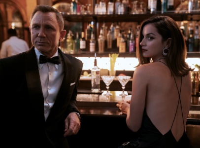 За первый уикэнд кинопроката «007: Не время умирать» собрал $119,1 млн, а «Веном 2» — $103,9 млн (это больше, чем у первой части до коронавируса)
