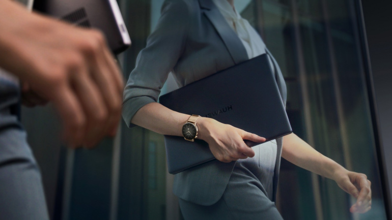 Huawei анонсировала новые смарт-часы Huawei Watch GT 3 - классический дизайн, продвинутые умные функции и две недели автономности