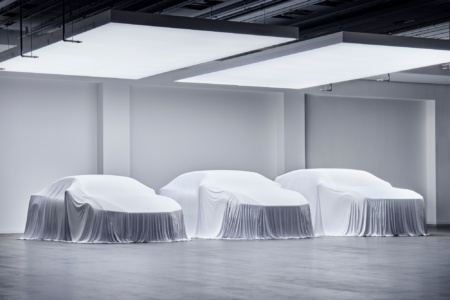 В ближайшие три года Polestar выпустит три электромобиля: крупный премиальный SUV «3», компактный доступный SUV «4» и седан «5» на основе концепта Precept