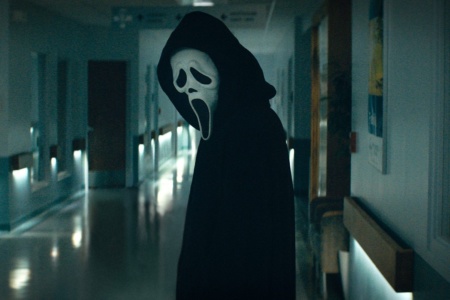 Вышел первый трейлер перезапуска хоррор-франшизы Scream / «Крик» с Нив Кэмпбелл и Кортни Кокс, премьера назначена на 14 января 2022 года
