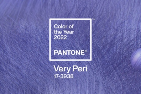 Институт Pantone назвал главный цвет 2022 года, специально создав новый оттенок синего (Very Peri)