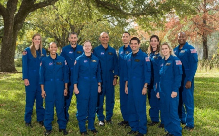 NASA выбрало 10 кандидатов в астронавты из 12 тыс. претендентов, некоторые из них смогут отправиться на Луну в рамках программы Artemis