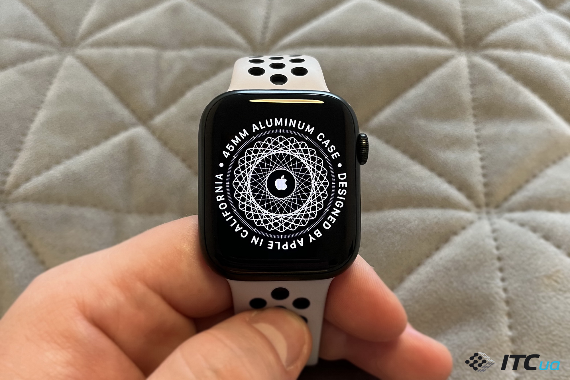 Обзор Apple Watch Series 7: новые возможности в старом дизайне