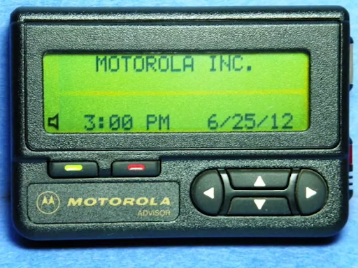Взлет и падение Motorola, или Как «эффективные менеджеры» погубили миллиардный бизнес. Вспоминаем историю компании перед выходом нового Razr