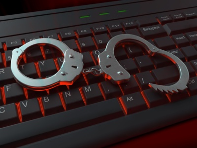 ДБР затримало кіберполіцейського, який вимагав у вебкам-моделей по $300 щомісяця за звільнення від кримінальної відповідальності за розповсюдження порнографії