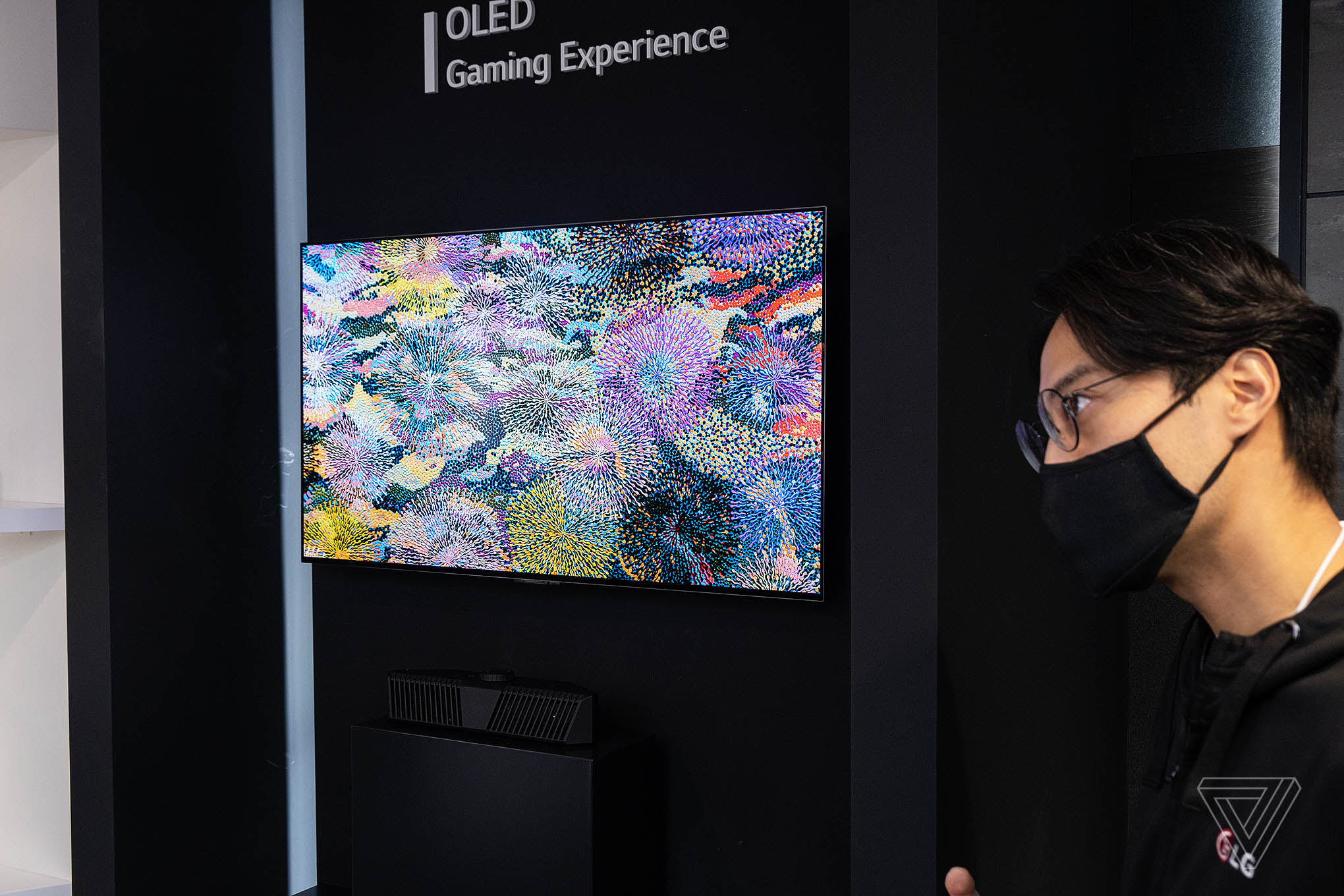 LG анонсировала линейку телевизоров 2022 года — с компактной 42-дюймовой и огромной 97-дюймовой OLED-моделями