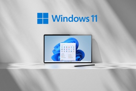 Февральское обновление Windows 11 достигло статуса Release Preview — возвращение часов на панель задач дополнительных мониторов, обновлённые Notepad и Media Player, запуск Android-приложений