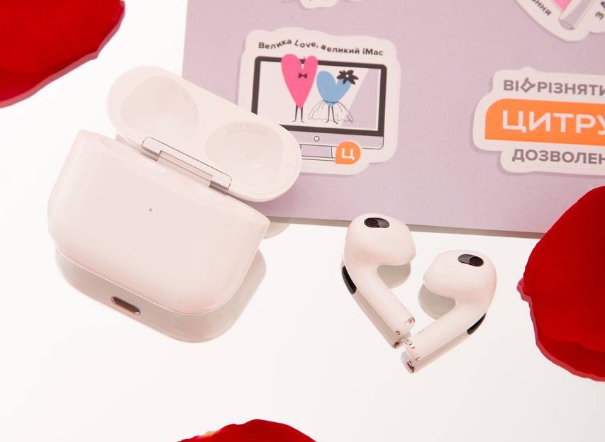 19 гаджетов со скидкой ко Дню влюбленных: iPhone 13 можно купить на 2 тыс. грн дешевле