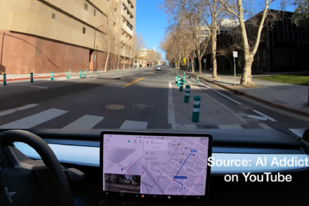На видео попало, возможно, первое ДТП с Tesla под управлением Full Self-Driving Beta (обошлось без пострадавших)