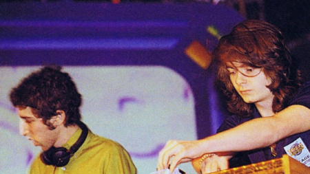Daft Punk спустя год после распада организовал на Twitch стрим концерта 1997 года и анонсировал переиздание первого альбома