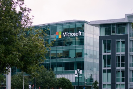 Microsoft announces 'open app store' policy to woo antitrust regulators