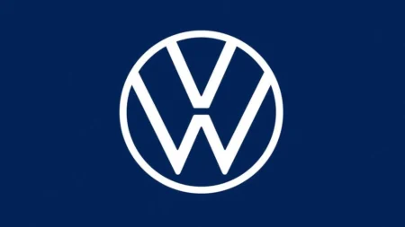 СМИ: Volkswagen ведёт переговоры с Huawei о покупке подразделения по разработке самоуправляемых автомобилей