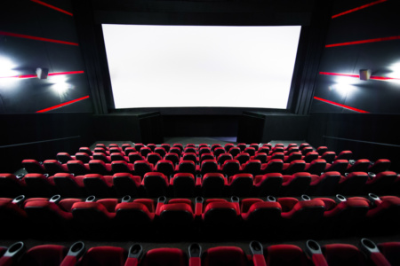 Disney, Paramount, Universal, Warner Bros. і Sony призупинили покази фільмів у кінотеатрах Росії
