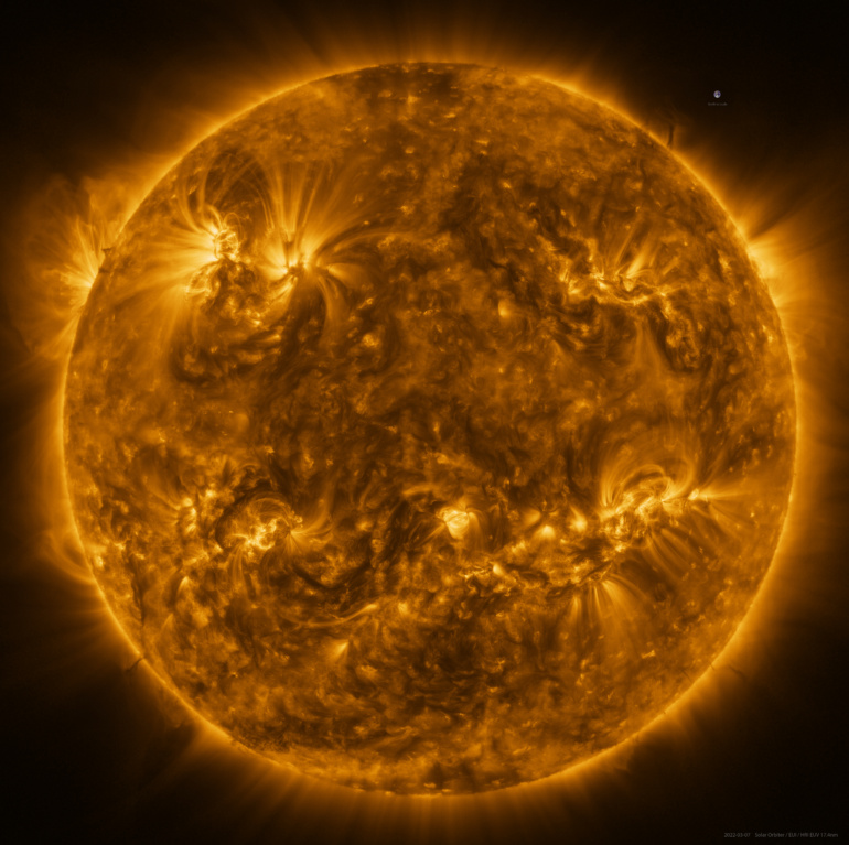 Зонд Solar Orbiter зробив історичне фото Сонця — з найближчої відстані (75 млн км)