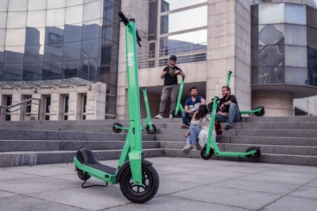 Bolt electric scooter rental has started operating in Lviv — from UAH 5 for unlocking and UAH 1.5 per minute.