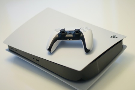 Sony збирає команду для збереження старих ігор на PlayStation 5