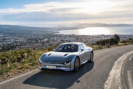 Прототип електромобіля Mercedes-Benz Vision EQXX проїхав 1000 км на одному заряді