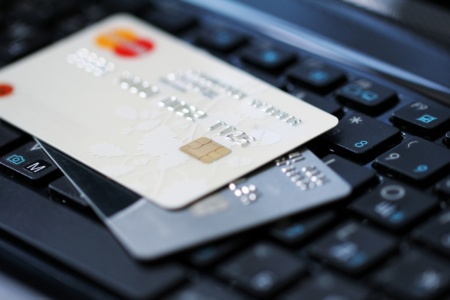 С 1 июня ПриватБанк возобновляет увеличение кредитных лимитов и продлевает льготные условия кредитования