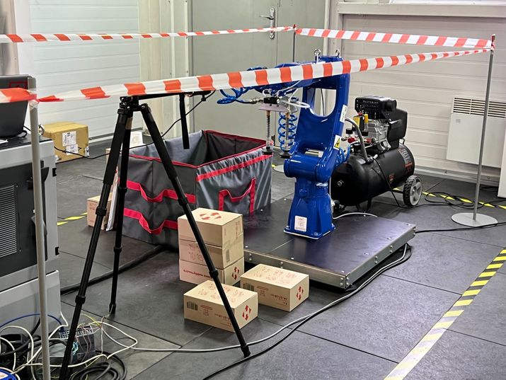 Роботизация «Новой почты»: оператор создал свою лабораторию для изобретения роботов