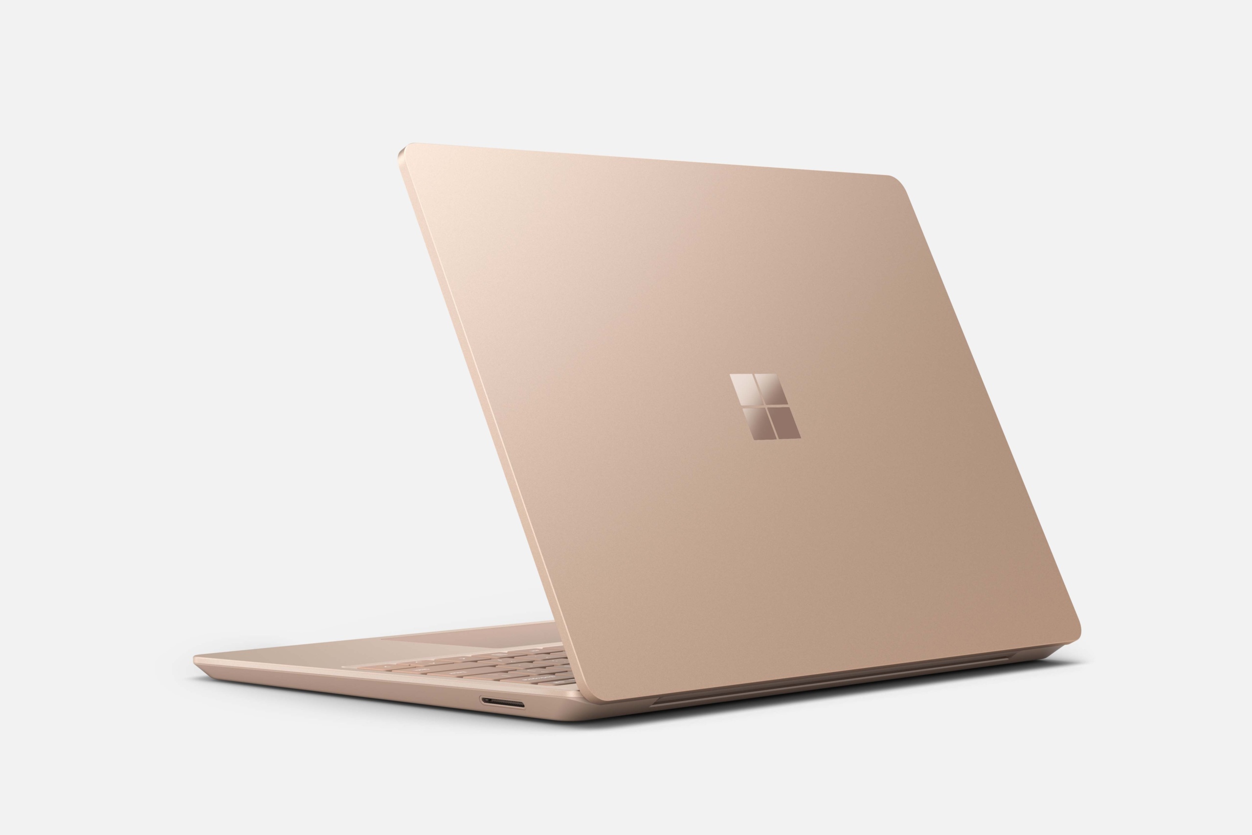 Ноутбук Microsoft Surface Laptop Go 2 получил процессор Intel 11-го поколения, до 13,5 часа автономности и цену от $600