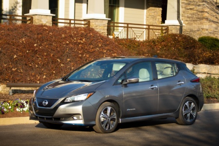 Nissan намерен полностью отказаться от выпуска электромобилей под брендом Leaf – СМИ