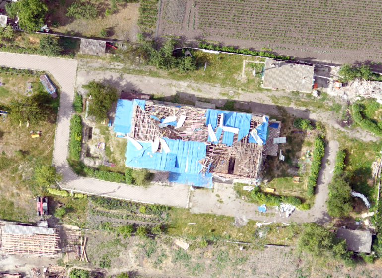 Як український безпілотник SKIF допомагає оцінити наслідки руйнувань, проектувати будинки та знаходити хвороби врожаю