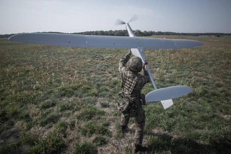 Украина договорилась о закупке почти 100 беспилотников для «Армии дронов». Среди них — польские дроны-разведчики FlyEye / «Летучий глаз»