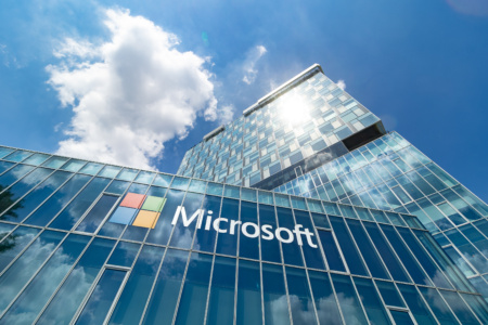 Microsoft заробила $52,7 млрд у другому кварталі — Windows та Xbox погано “спрацювали” на відміну від хмарних технологій