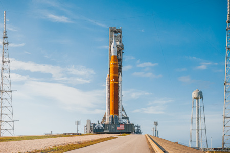 NASA визначилося з термінами першого запуску важкої ракети SLS. Стартове вікно — з 29 серпня по 5 вересня
