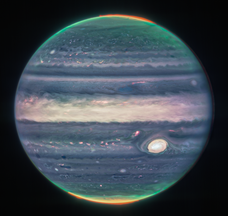 «Джеймс Уэбб» прислал удивительные снимки Юпитера с полярным сиянием, которое в тысячу раз сильнее земного