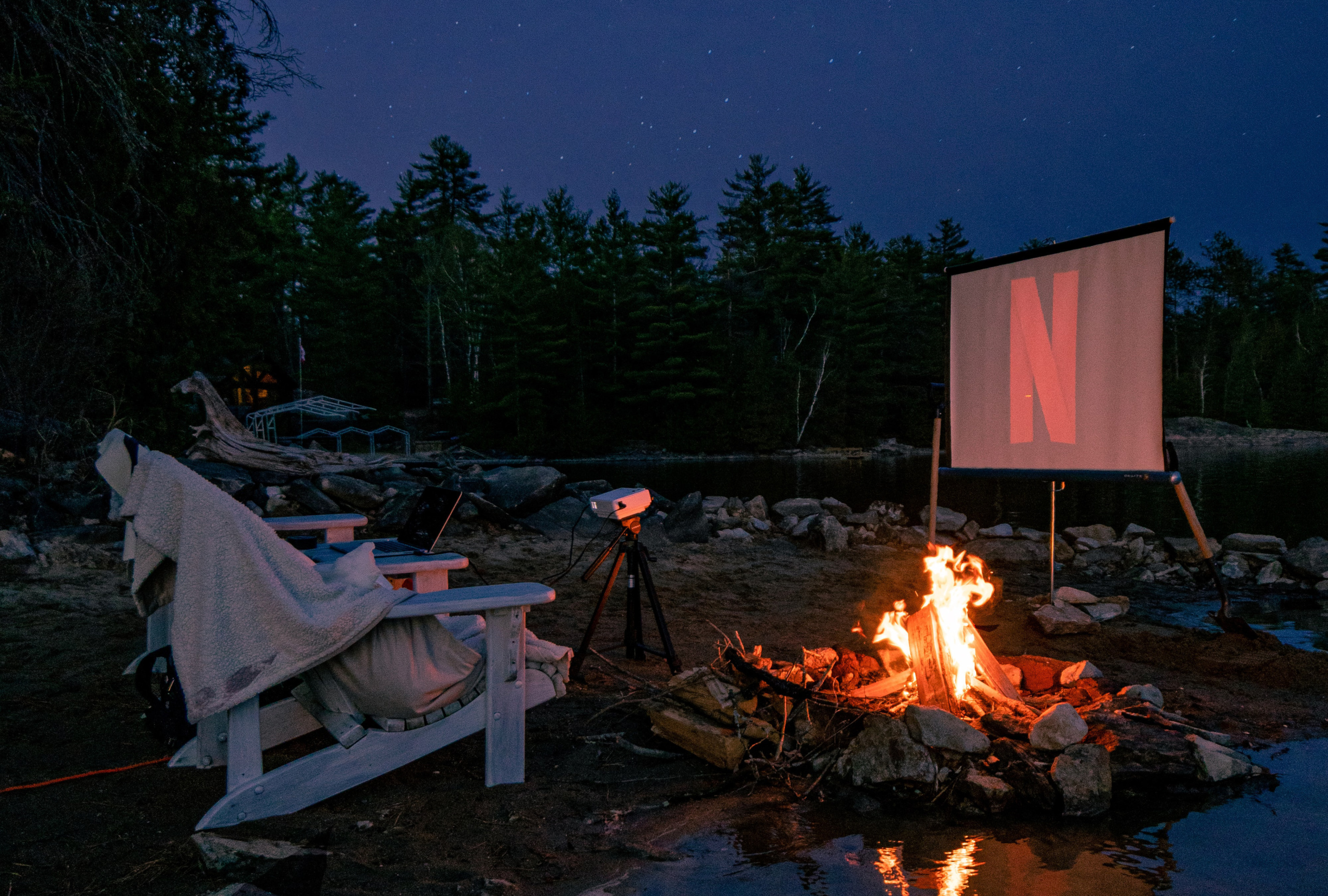 Бесплатный тариф Netflix с рекламой (вероятно) неприятно удивит — отсутствием офлайн-просмотра и ограниченным каталогом